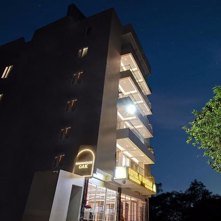 Townhouse Oak Vs Shivanya Lucknow Exterior foto