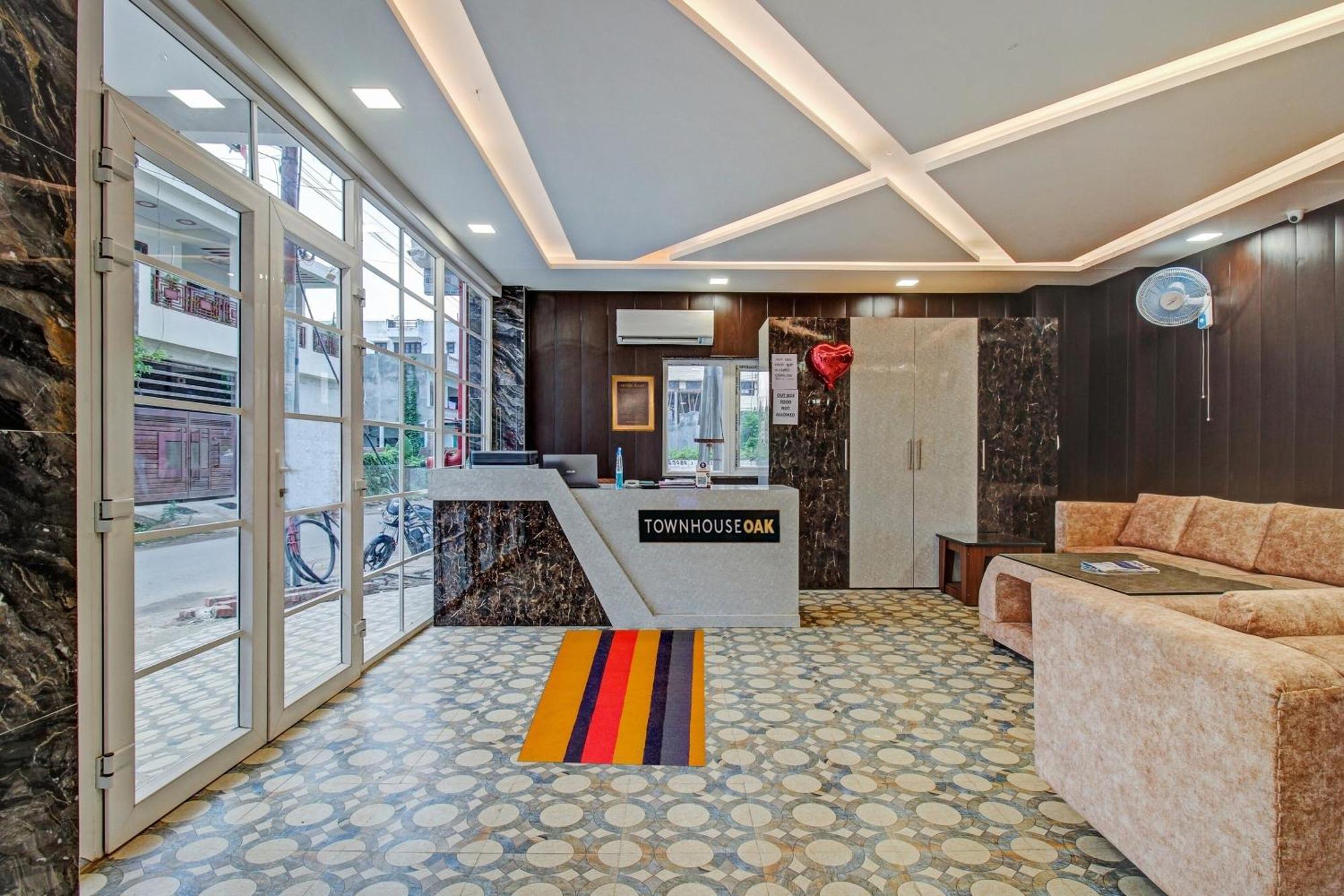 Townhouse Oak Vs Shivanya Lucknow Exterior foto