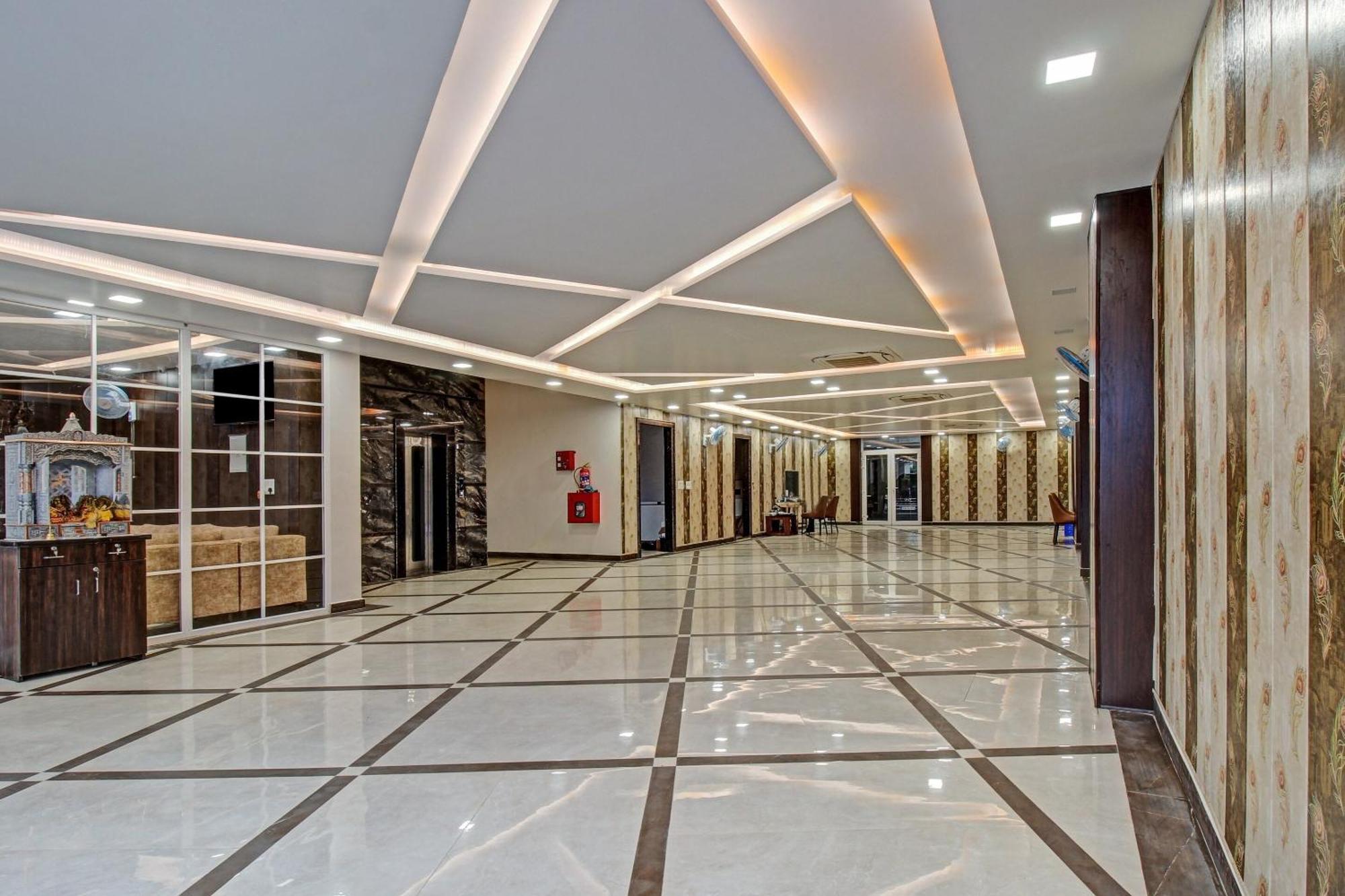 Townhouse Oak Vs Shivanya Lucknow Exterior foto
