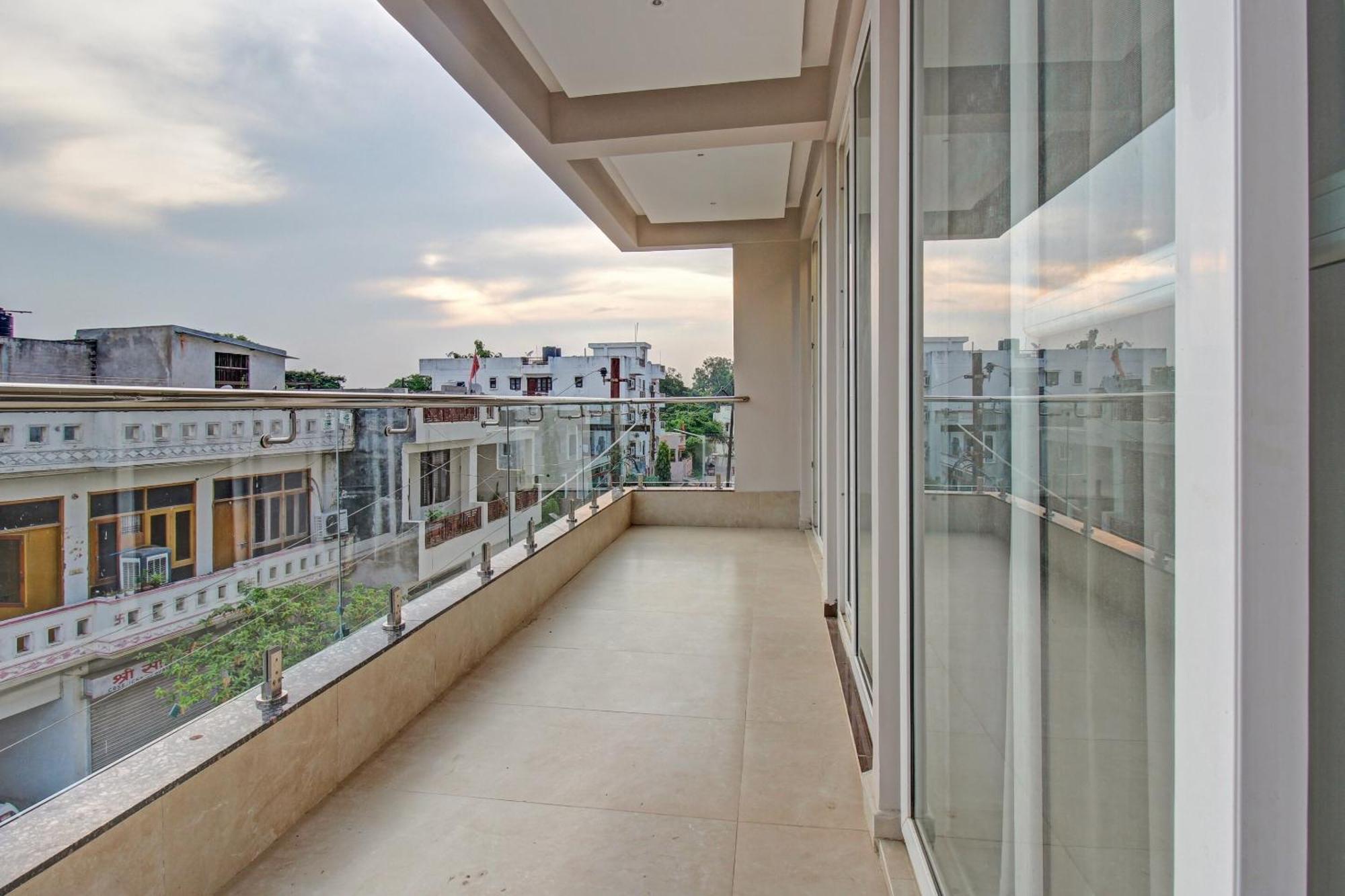 Townhouse Oak Vs Shivanya Lucknow Exterior foto