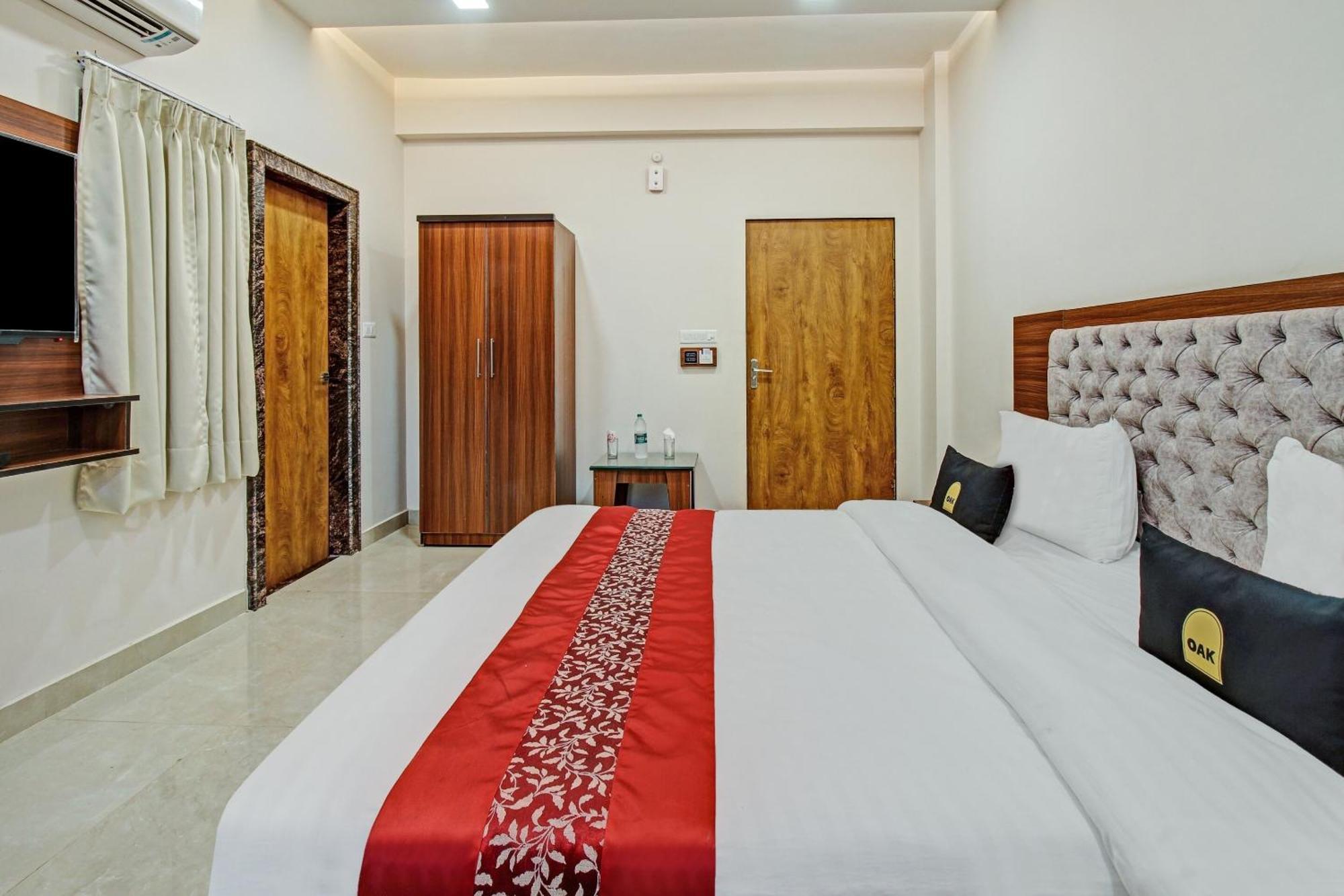 Townhouse Oak Vs Shivanya Lucknow Exterior foto