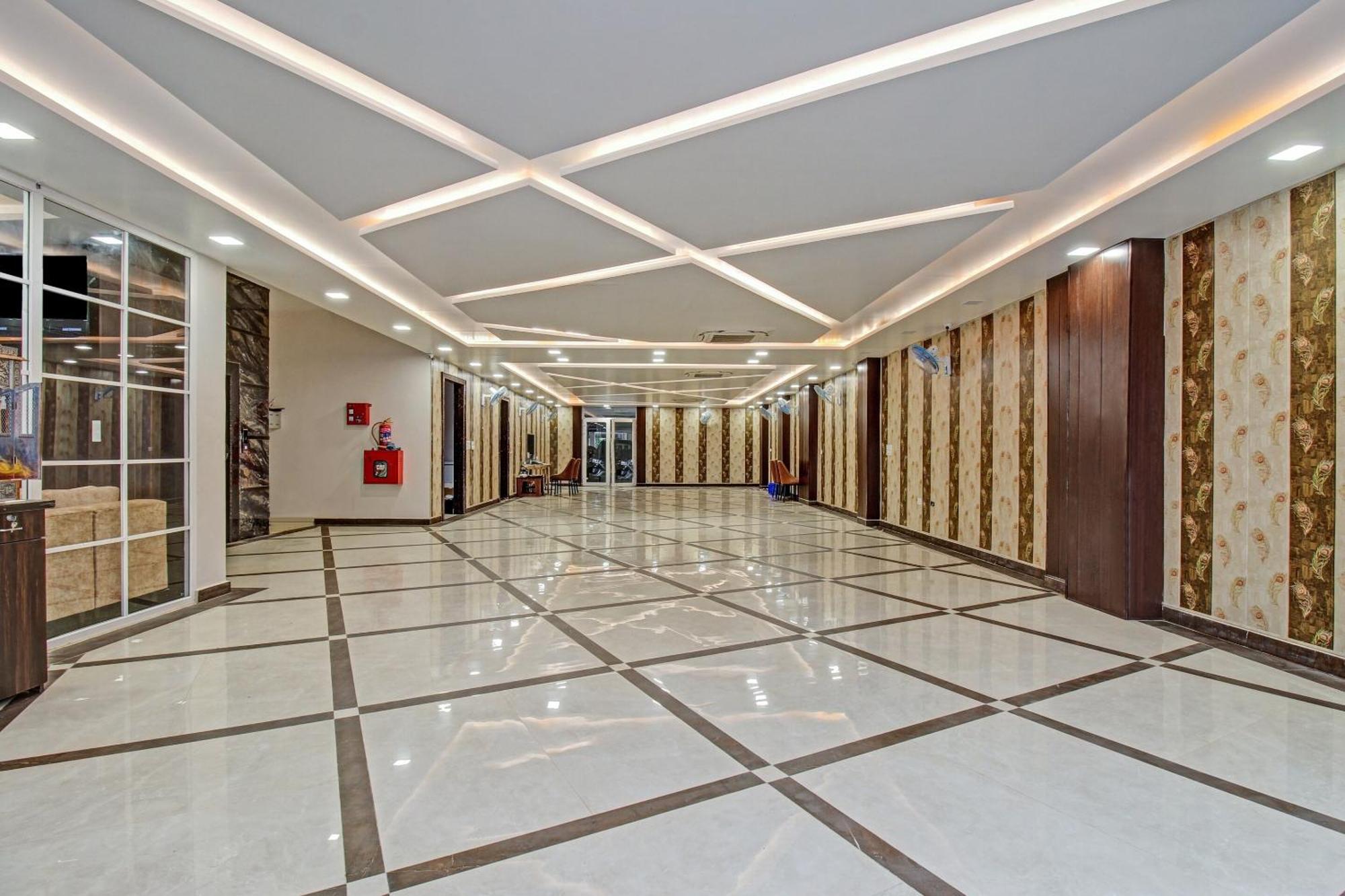 Townhouse Oak Vs Shivanya Lucknow Exterior foto